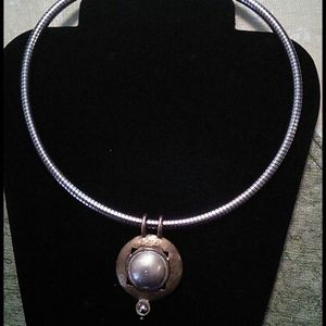 Vintage silver tone/brasstone necklace